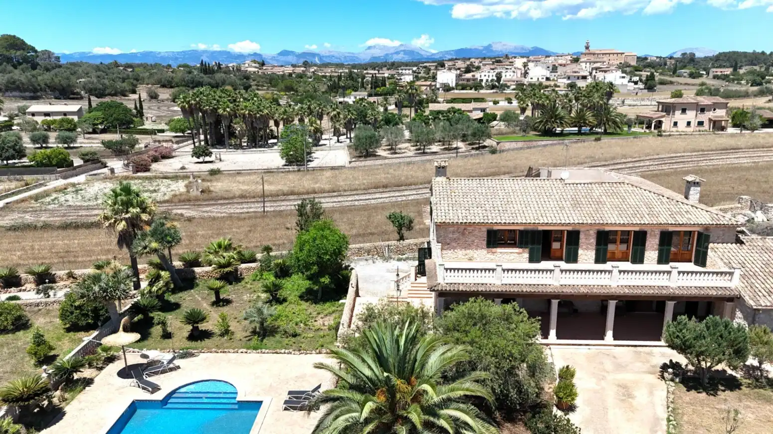 Casa amb terrassa en venda a Lloret de Vistalegre - Carrer de les Parres, imagen 2