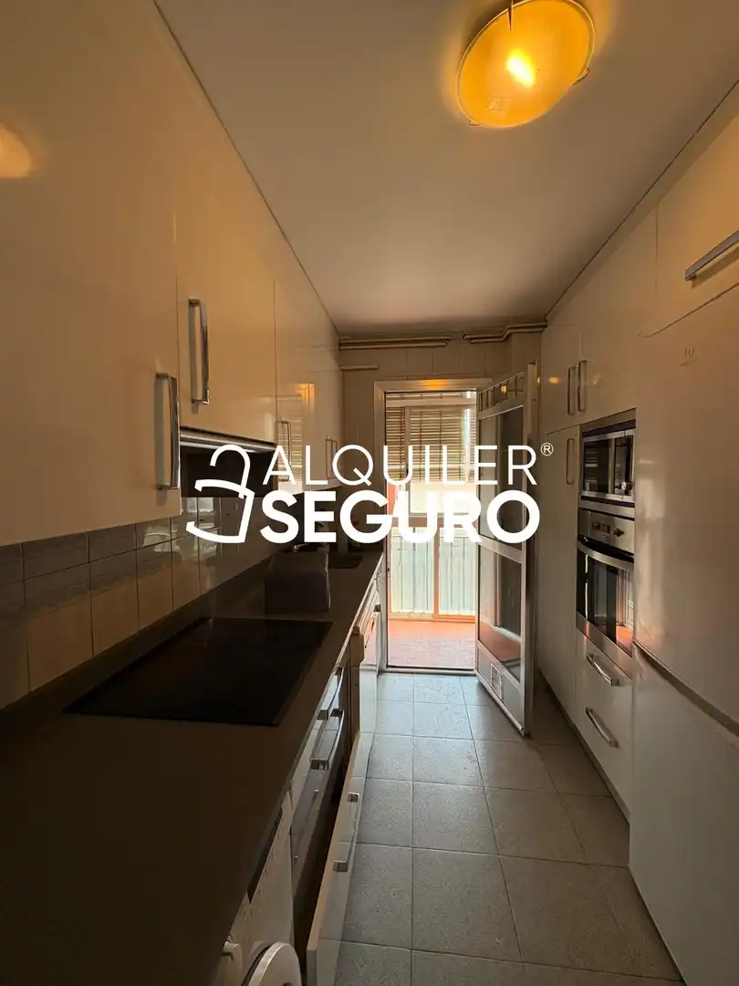 Kitchen of Flat for rent in Madrid  with Heating, Terrace and Furnished