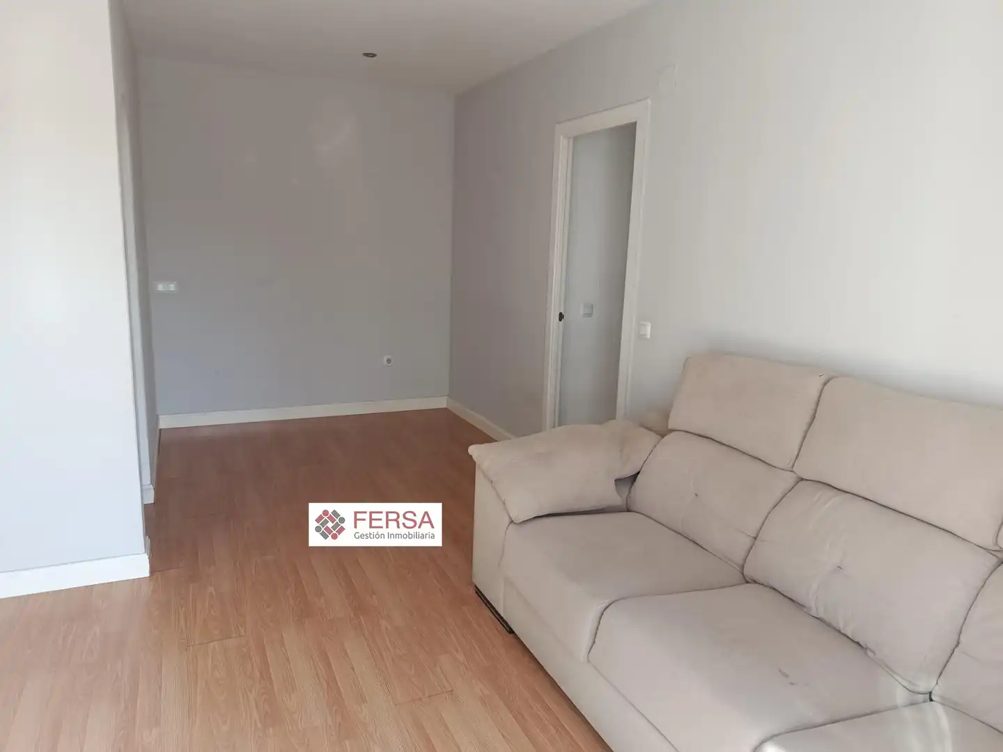 Sala de estar de Ático de alquiler en El Puerto de Santa María con Aire acondicionado, Terraza y Amueblado