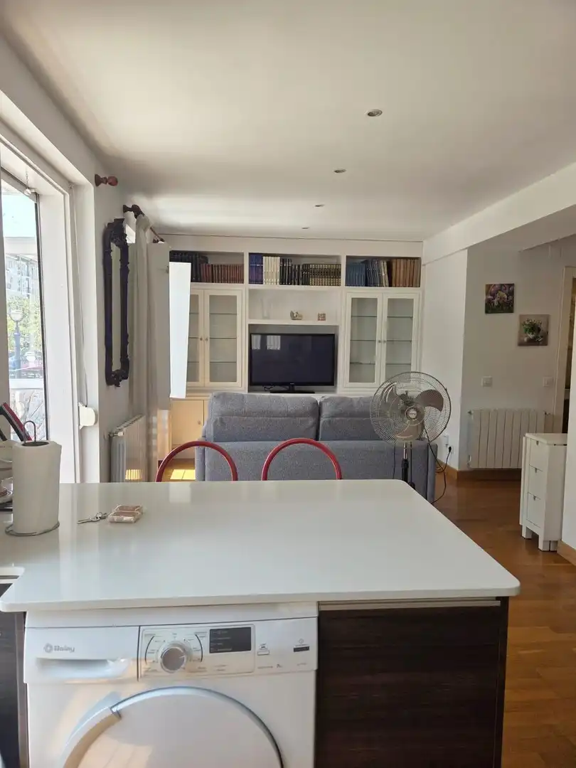 Wohnung zur Miete in Calle BURGOS, Numancia - San Fernando