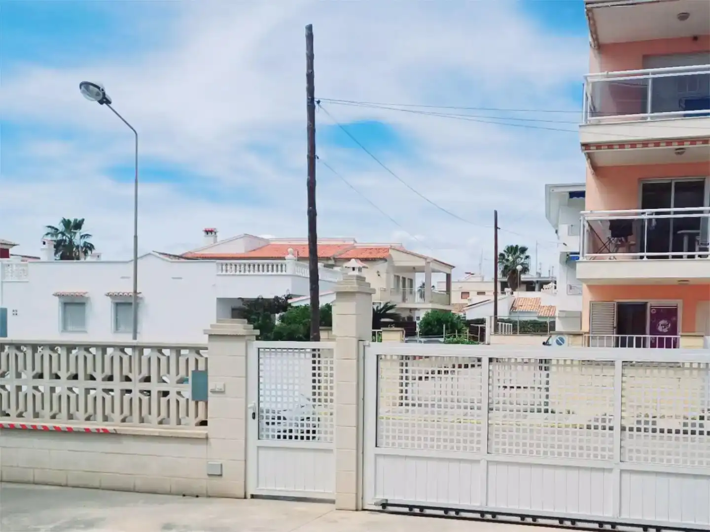 Exterior view of Flat for sale in Oliva  with Balcony