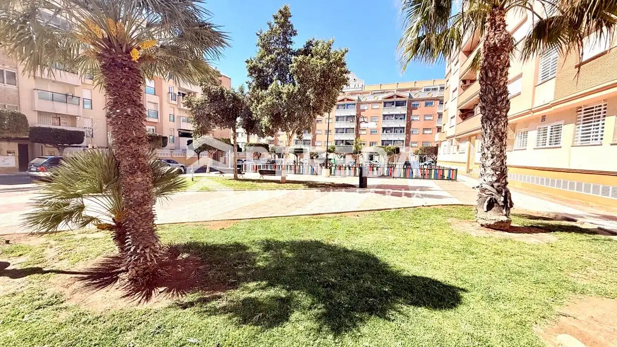 Exterior view of Flat for sale in Roquetas de Mar  with Terrace and Community pool