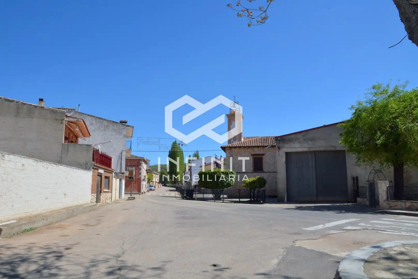 Vista exterior de Casa o xalet en venda en Moratilla de los Meleros amb Traster i Balcó