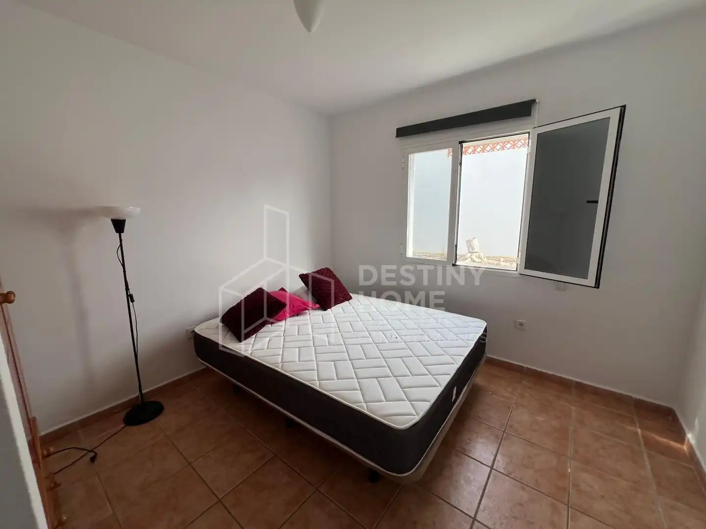 Dormitori de Casa o xalet en venda en La Oliva amb Jardí privat, Terrassa i Traster