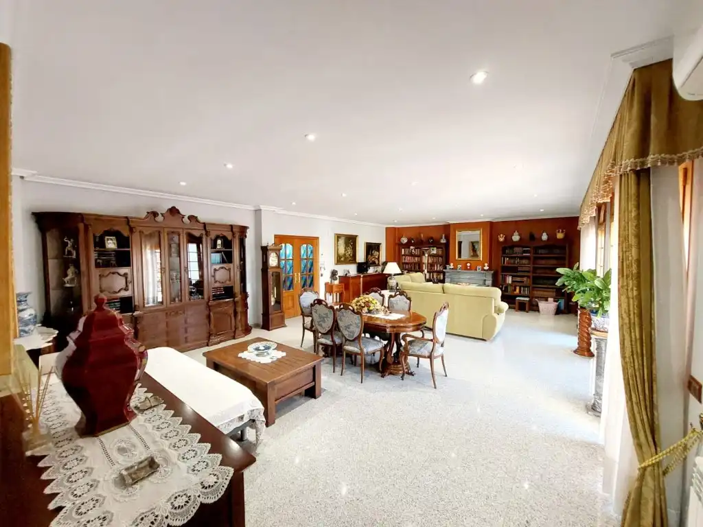 Sala d'estar de Casa o xalet en venda en Badajoz