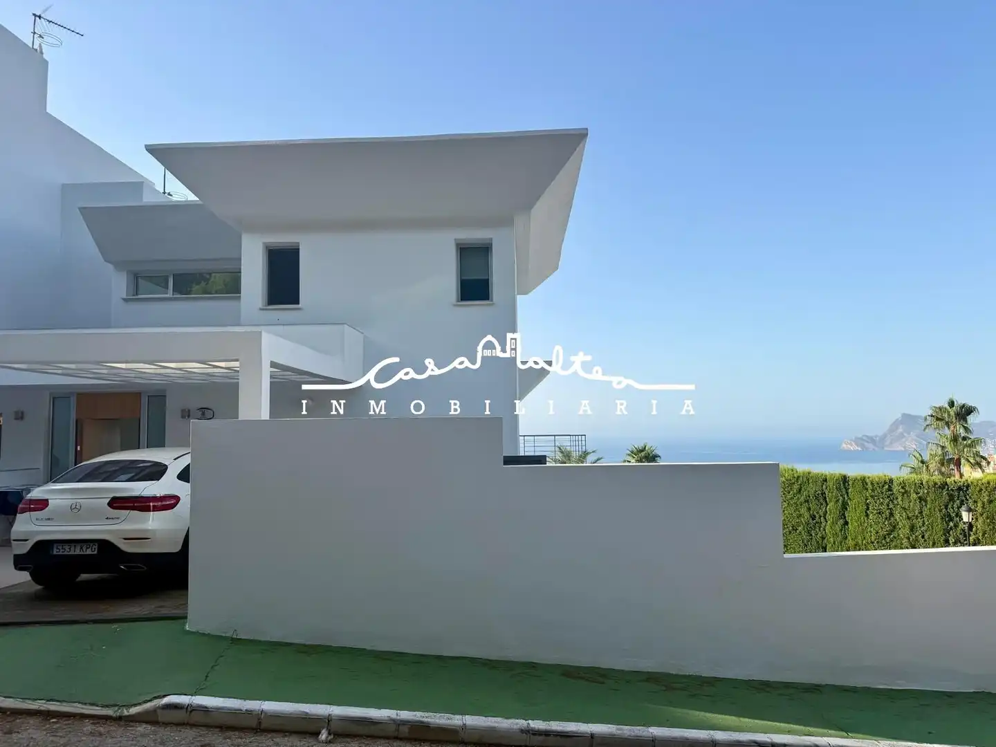 Vista exterior de Casa o xalet de lloguer en Altea amb Aire condicionat, Calefacció i Jardí privat