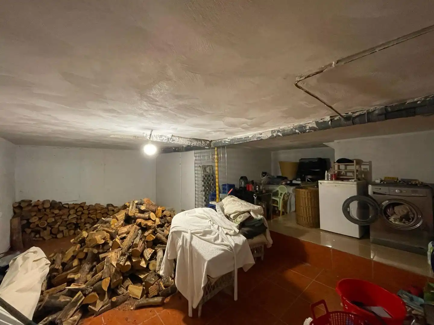 Casa adosada en venta en San Leonardo de Yagüe con Calefacción, Jardín privado y Parquet