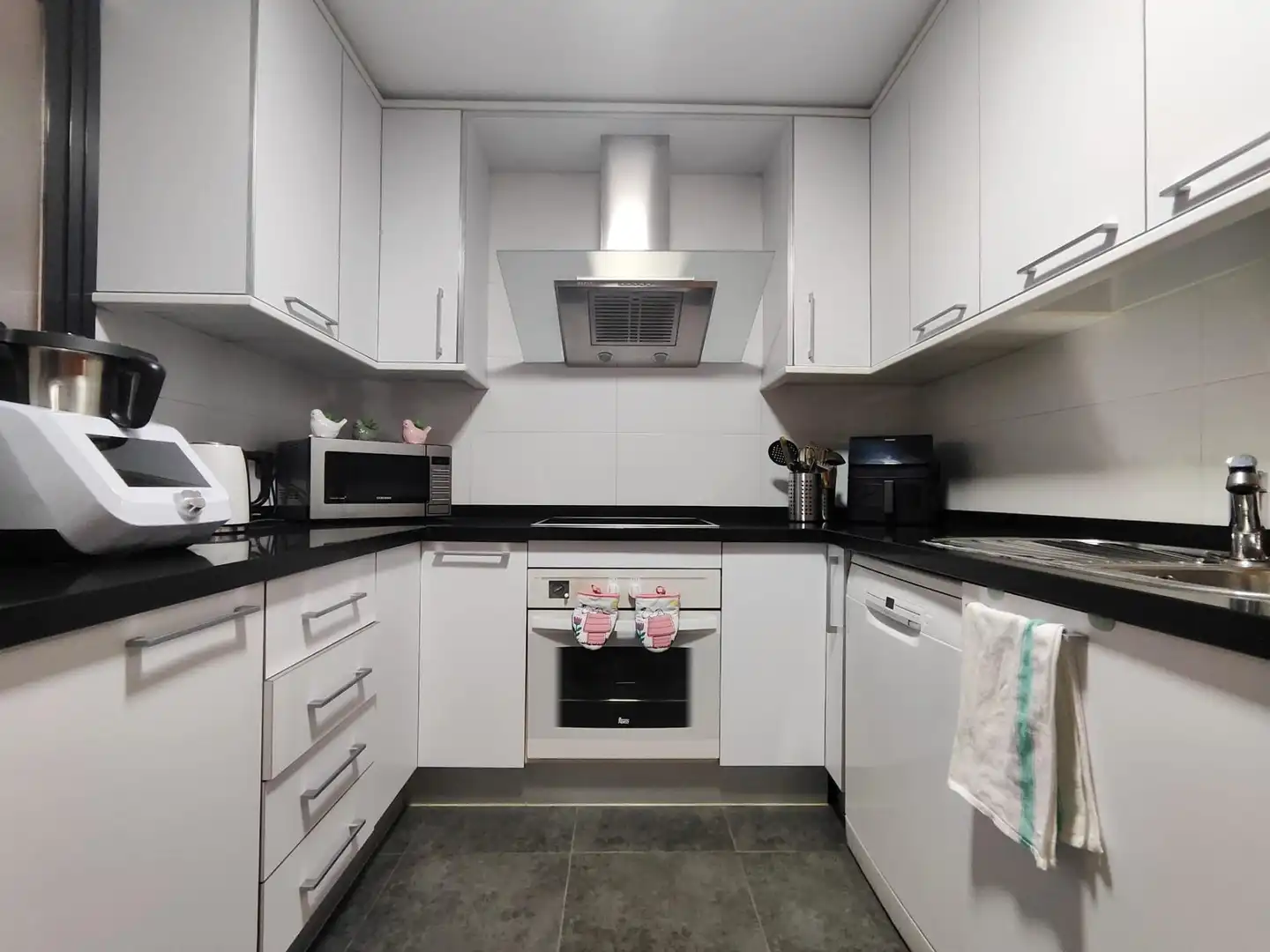 Kitchen of Flat for sale in Torremolinos  with Air Conditioner, Heating and Terrace