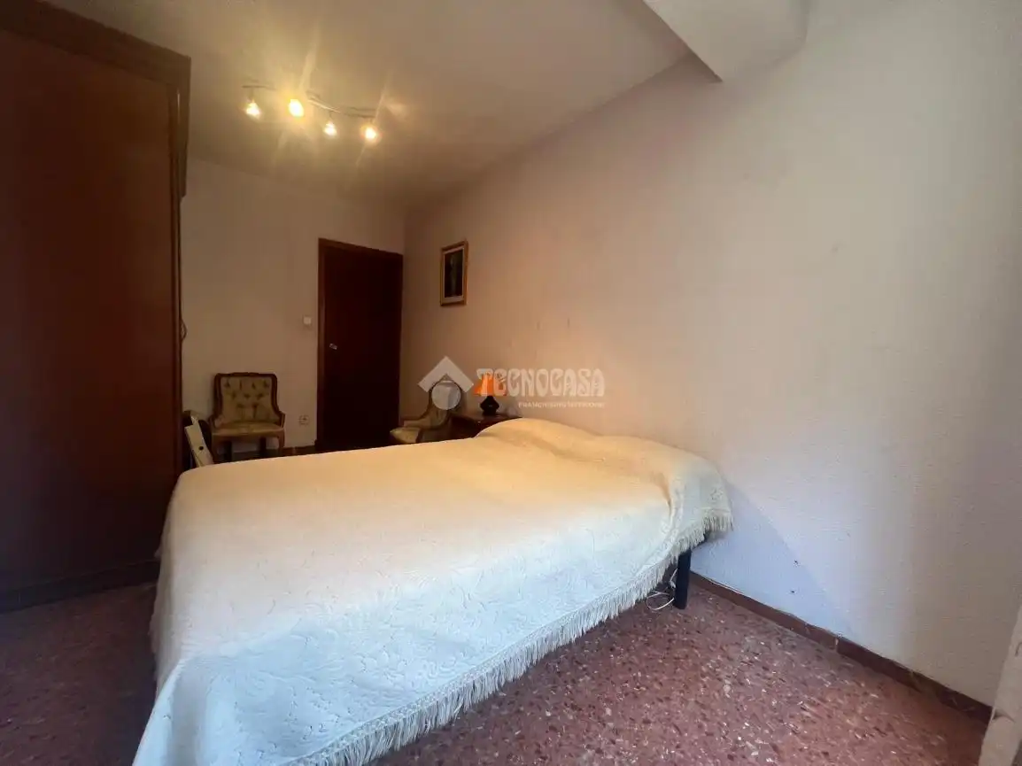 Habitación de Piso en venta en Zaragoza con Calefacción y Terraza