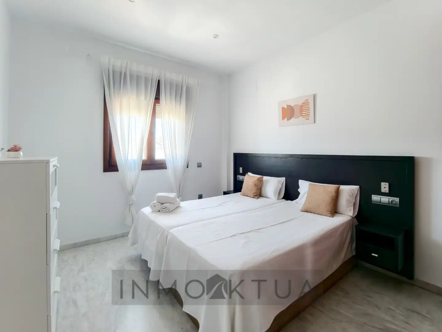 Habitación de Piso en venta en Bormujos con Aire acondicionado, Terraza y Amueblado