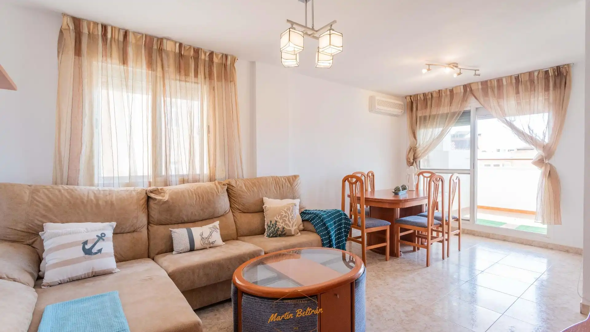 Sala de estar de Planta baja en venta en Roquetas de Mar con Aire acondicionado, Terraza y Trastero