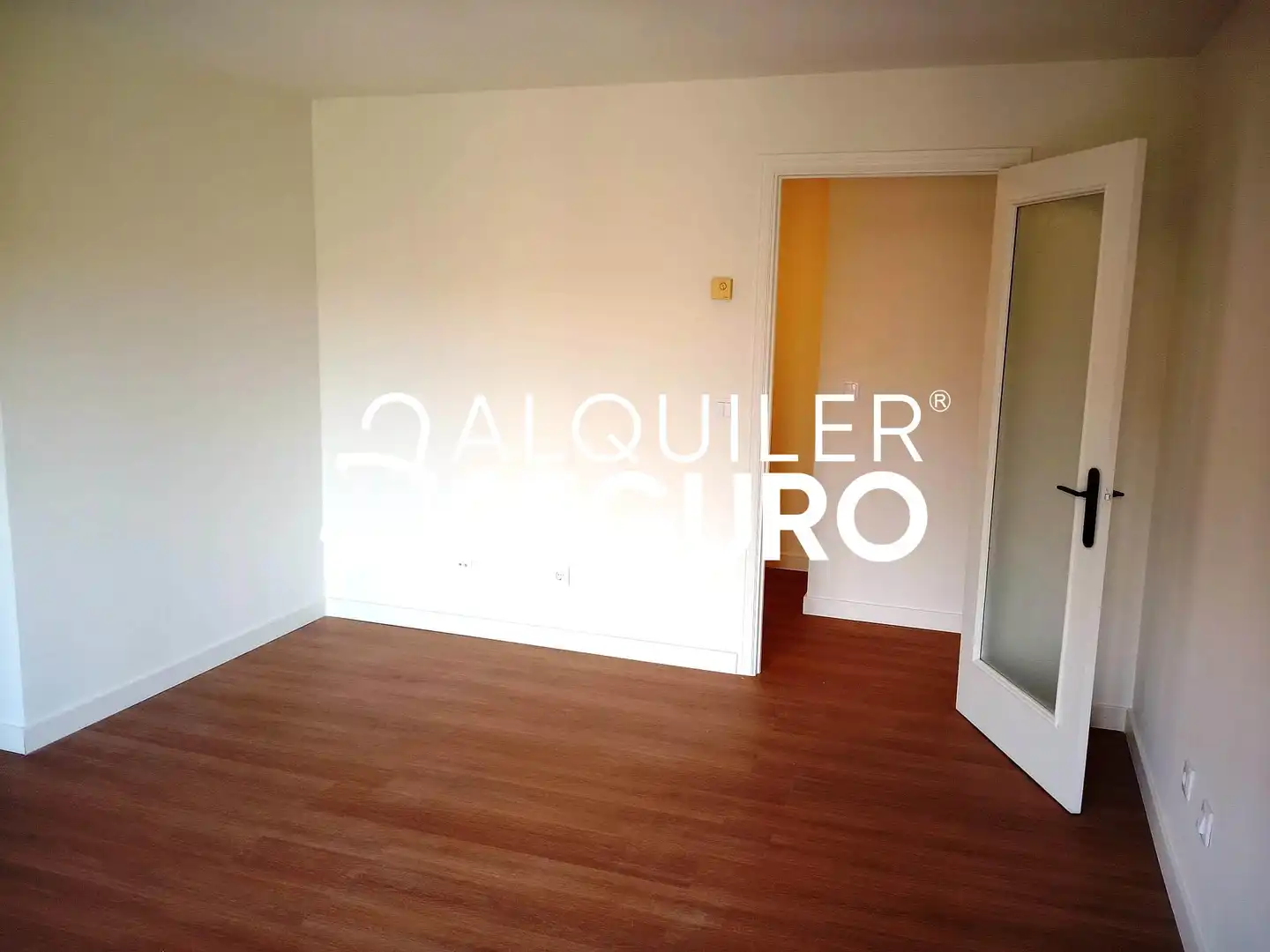 Habitación de Piso de alquiler en Valladolid con Calefacción y Trastero