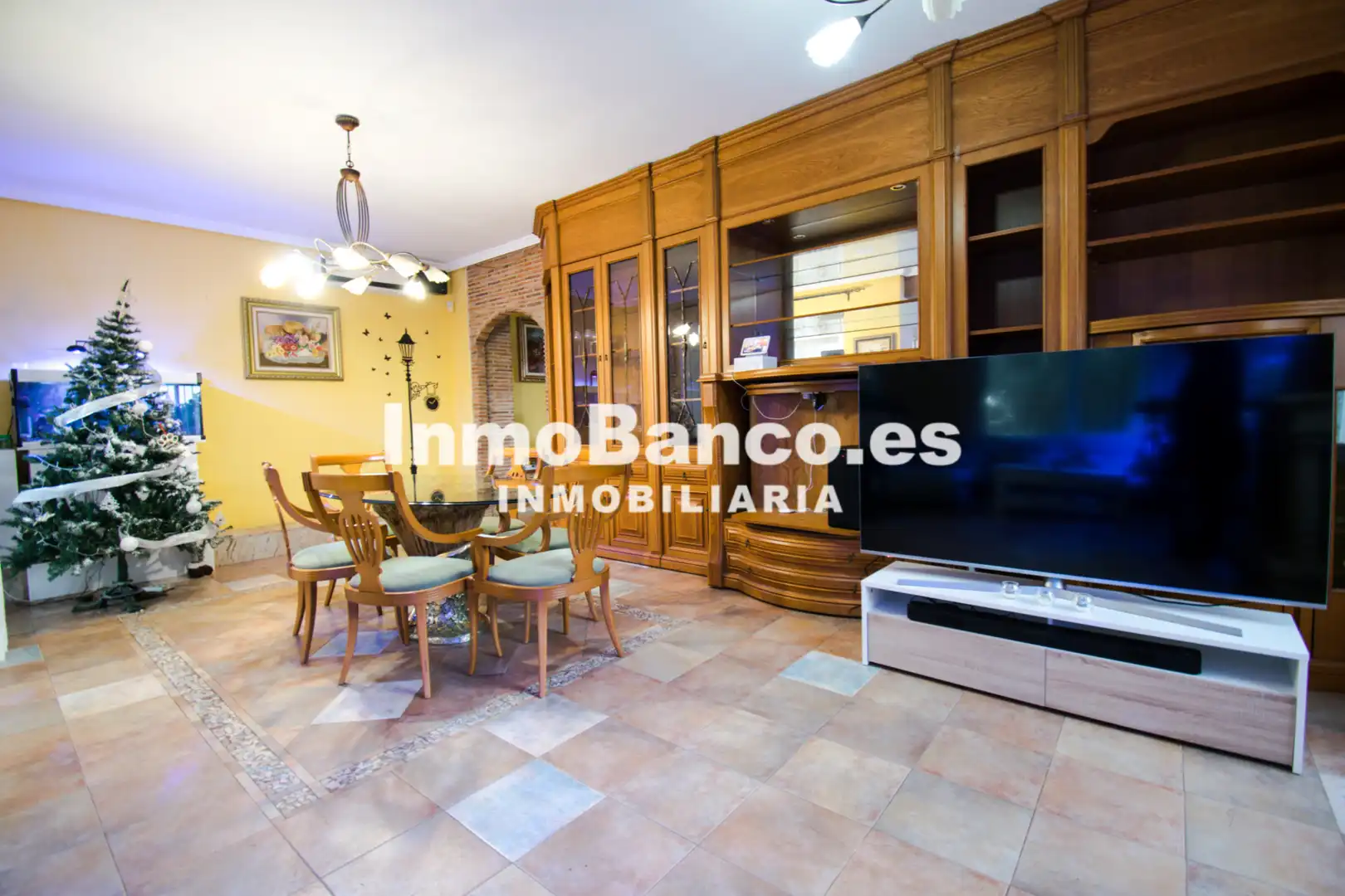 Sala d'estar de Casa o xalet en venda en Torrent amb Aire condicionat, Calefacció i Jardí privat