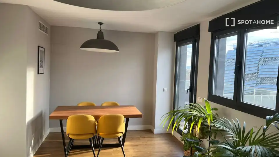 Comedor de Piso de alquiler en Valencia con Aire acondicionado, Calefacción y Amueblado