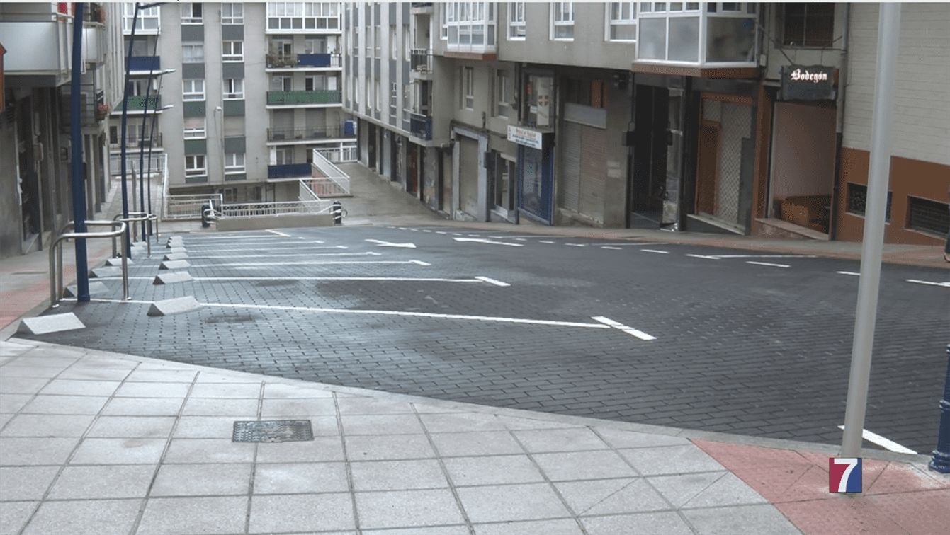 Vista exterior de Pis en venda en Portugalete amb Calefacció, Moblat i Forn