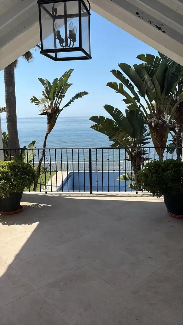 Piscina de Casa o xalet de lloguer en Estepona amb Aire condicionat, Jardí privat i Terrassa