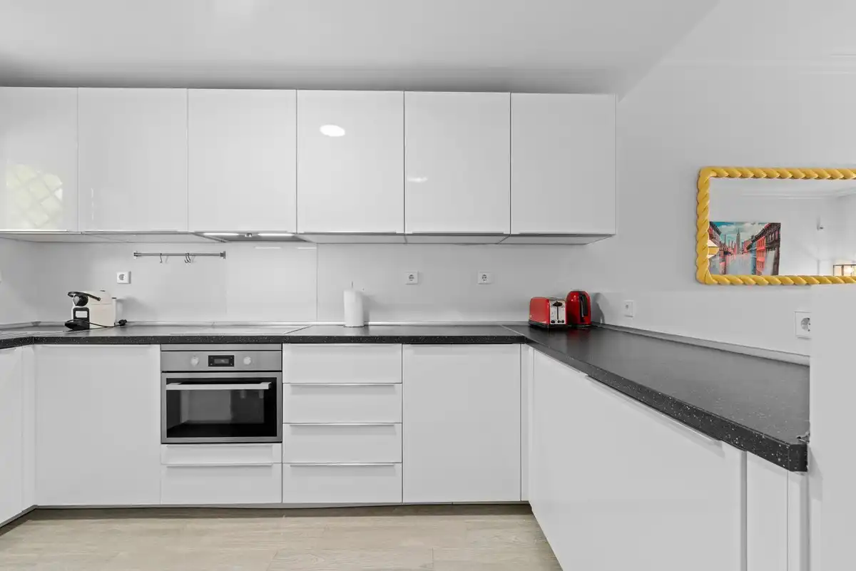 Apartamento con ascensor en venta en Nueva Andalucía, imagen 5