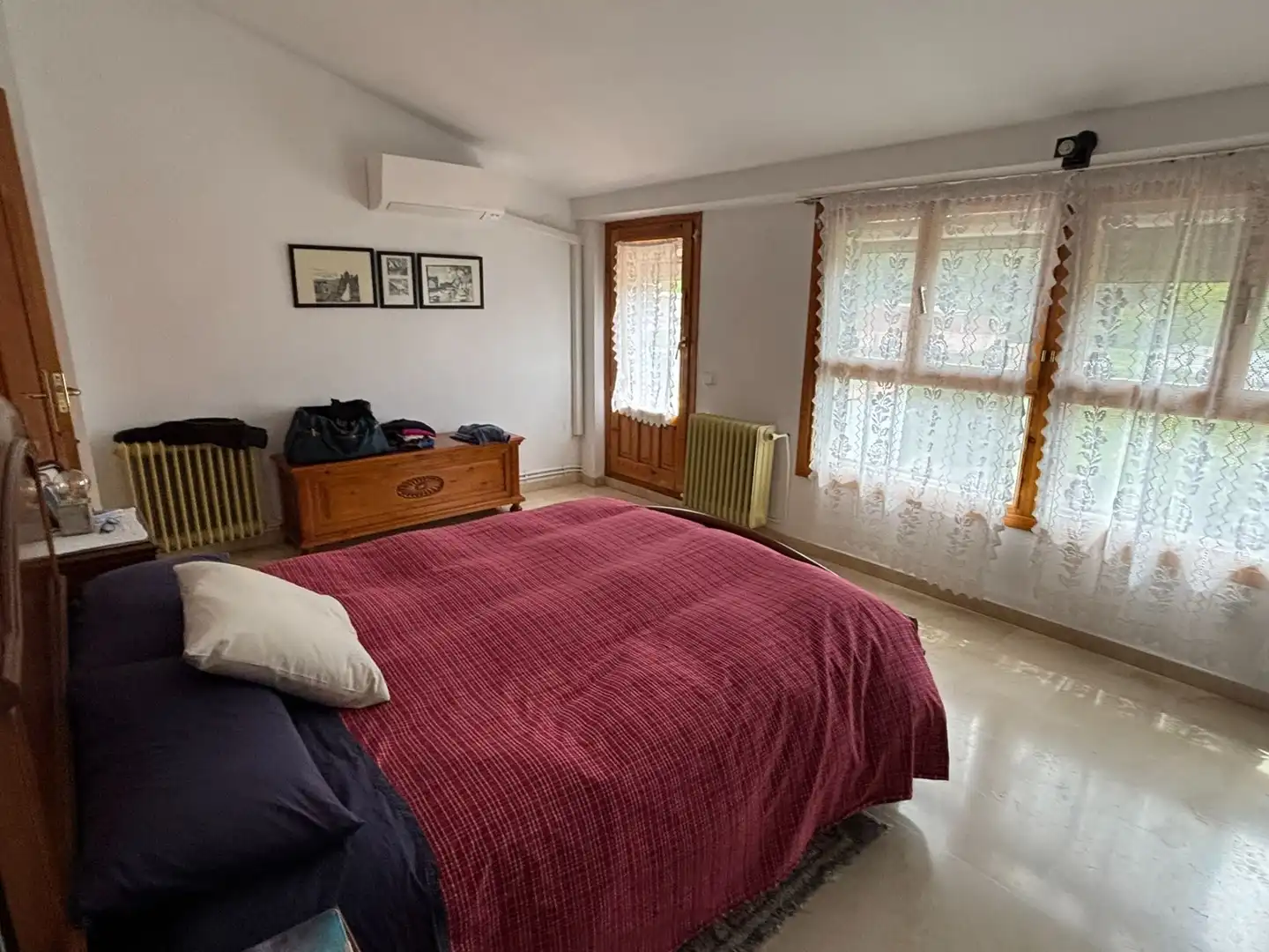 Habitación de Casa o chalet en venta en Siles con Aire acondicionado, Calefacción y Jardín privado