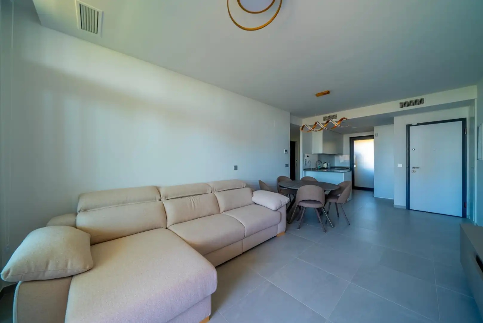 Apartamento con piscina en venta en Calle Calle Presidente Adolfo Suárez, 14, imagen 7