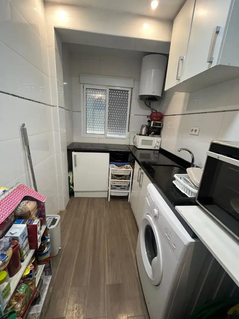 Kitchen of Flat for sale in Sevilla