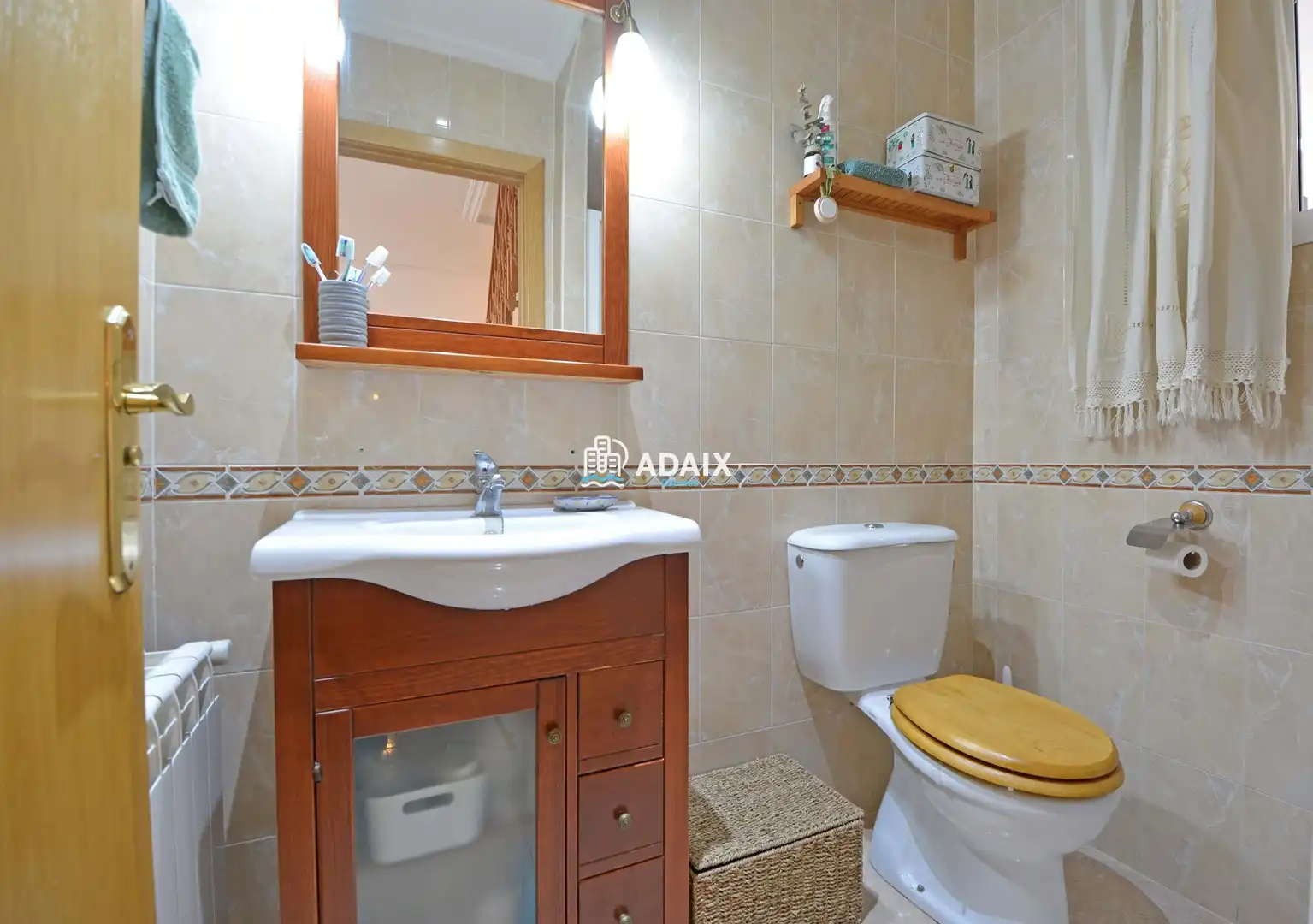 Bany de Casa o xalet en venda en Cáceres amb Aire condicionat, Calefacció i Terrassa