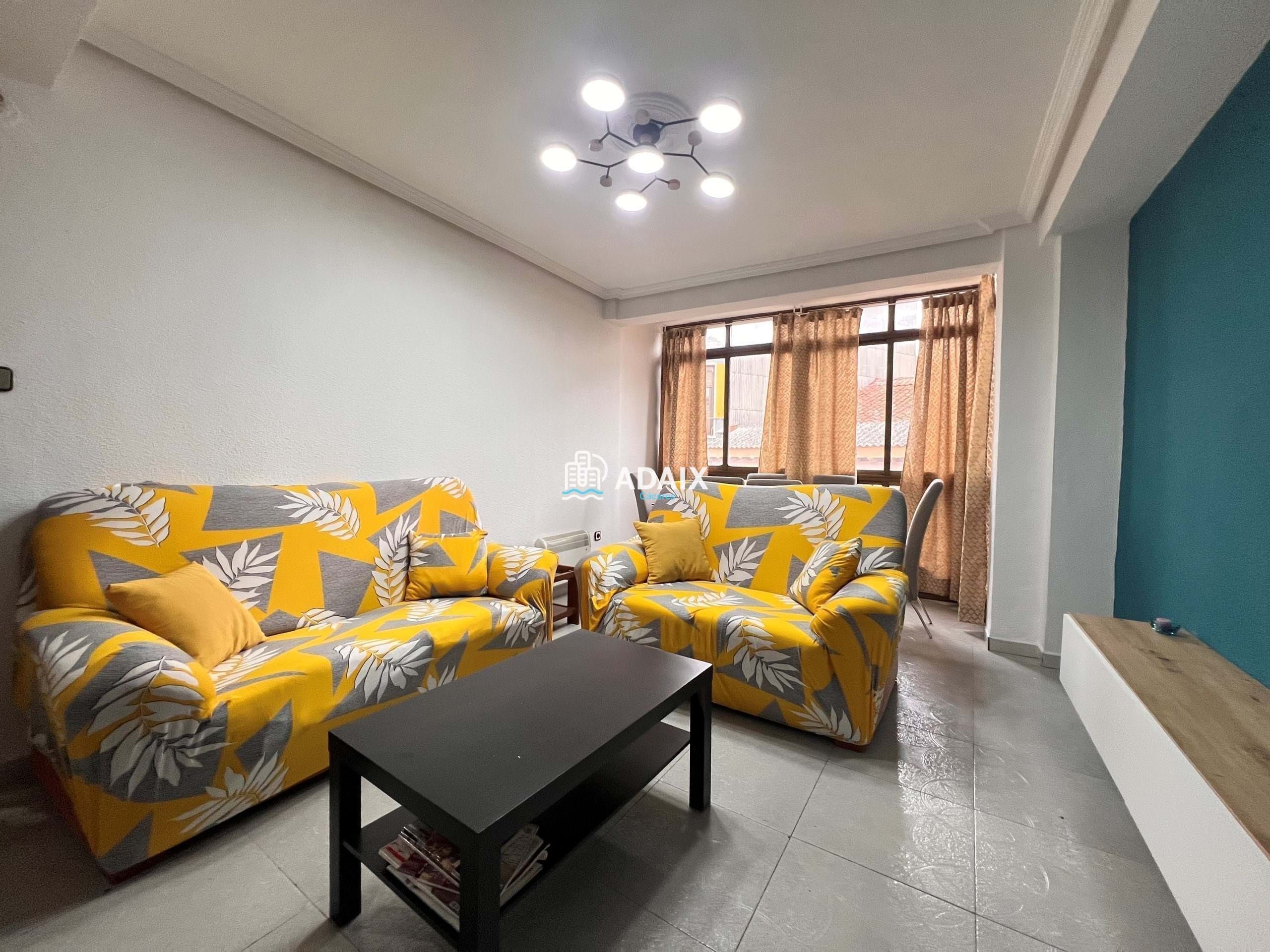 Living room of Flat for sale in Cáceres Capital