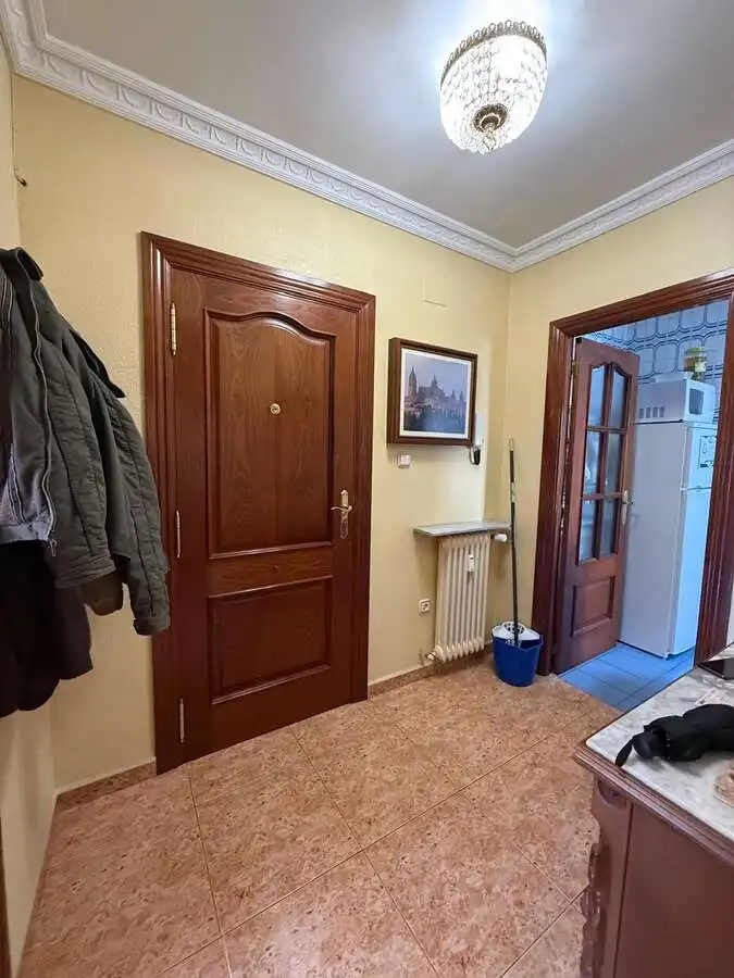 Piso en venta en Cabrerizos con Calefacción, Terraza y Amueblado