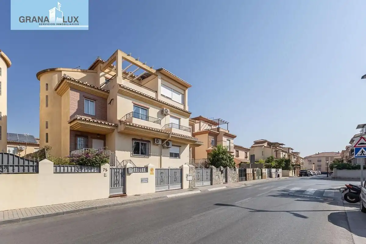Home with pool for sale in Calle CARLOS CANO (HI), imagen 36