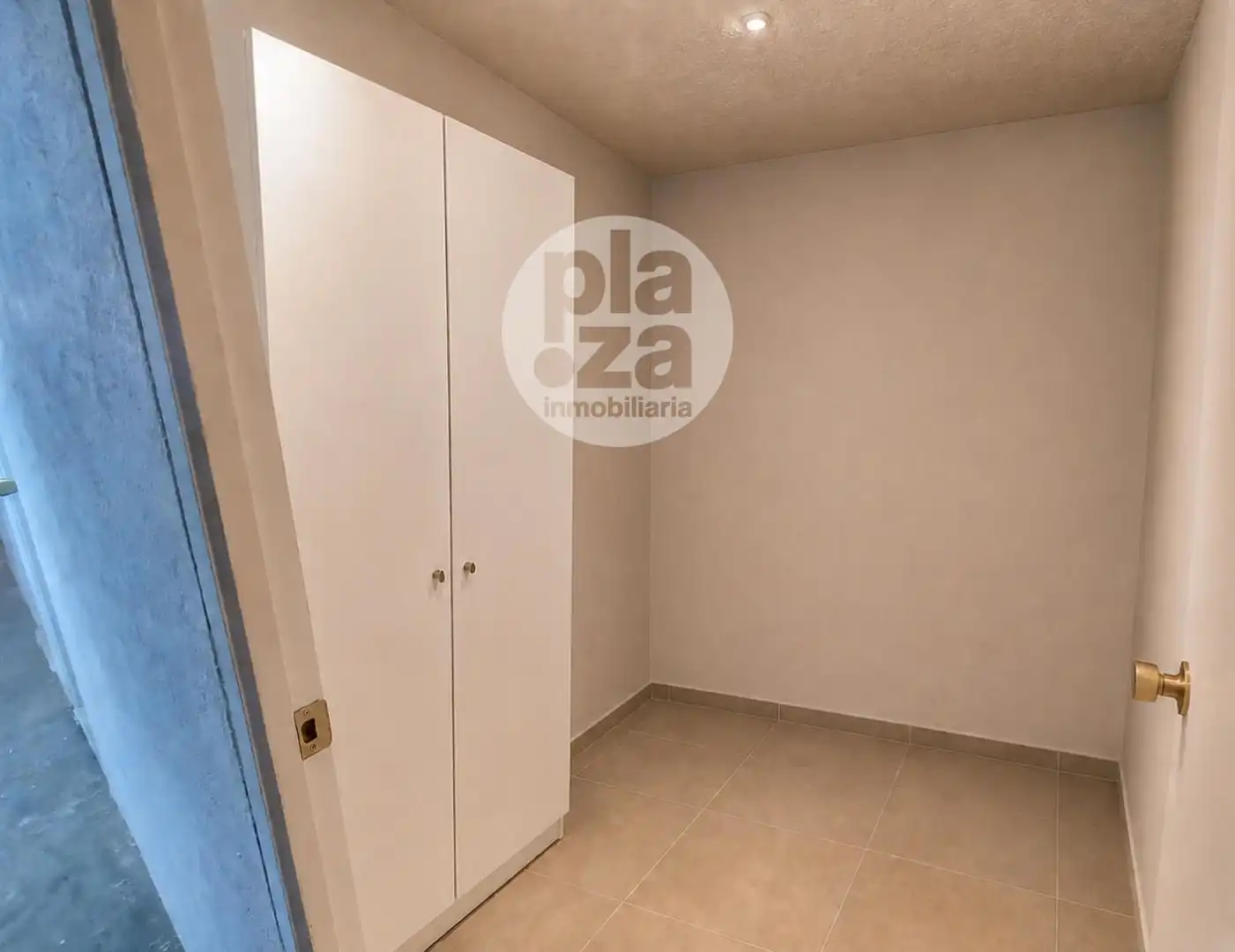 Habitación de Piso en venta en San Mamés de Burgos con Calefacción y Trastero