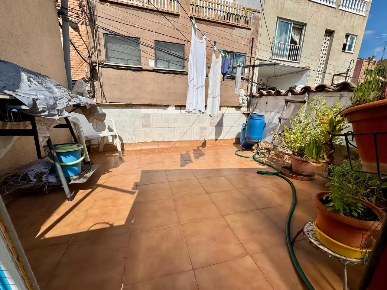 Terrassa de Casa adosada en venda en Montcada i Reixac amb Calefacció, Jardí privat i Terrassa