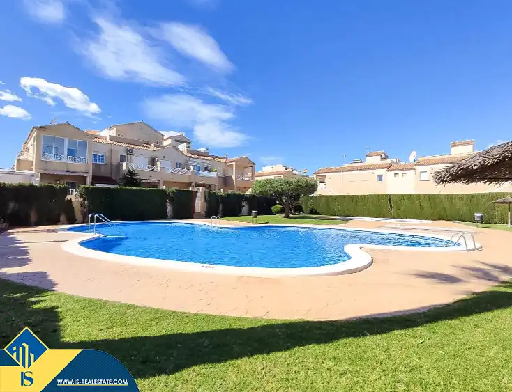 Swimming pool of Flat for sale in Torrevieja  with Terrace, Furnished and Community pool