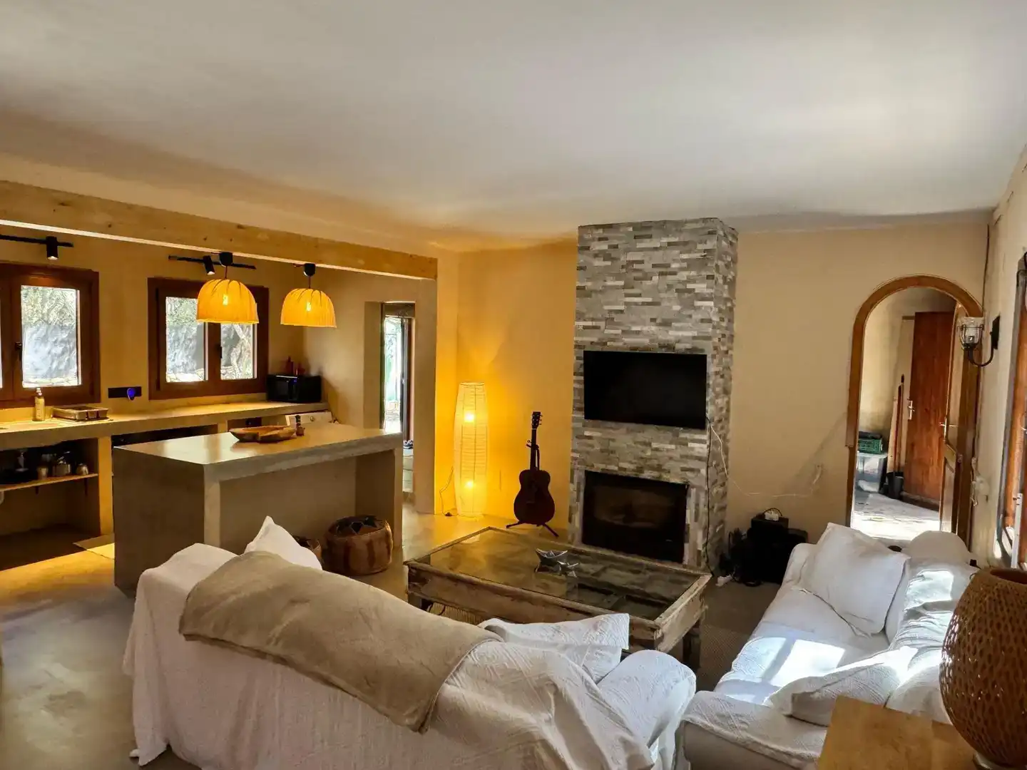 Sala d'estar de Finca rústica de lloguer en Algaida amb Jardí privat, Piscina i Moblat