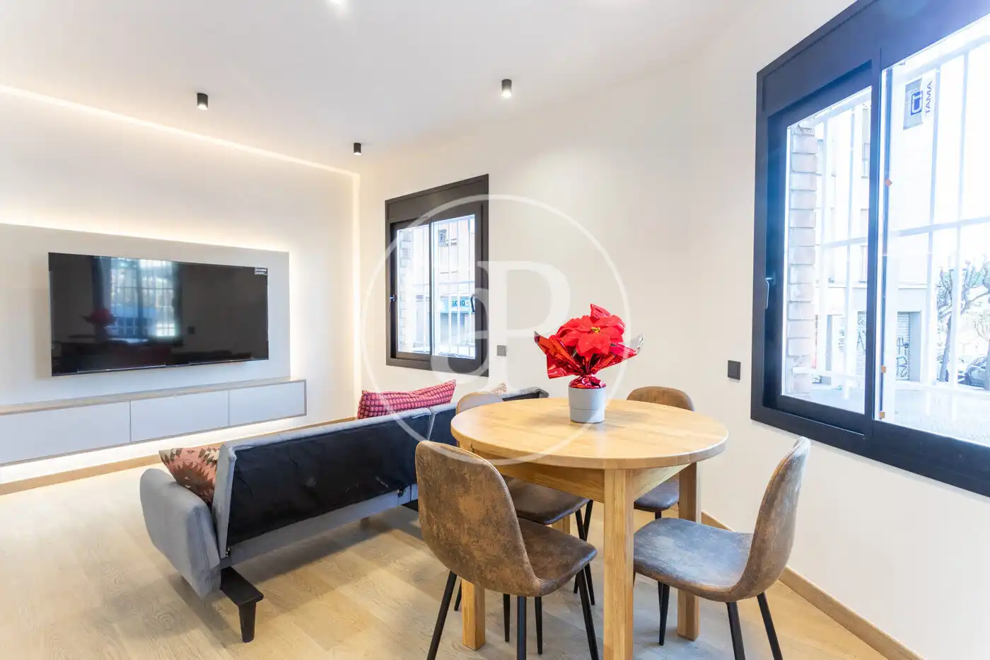 Sala de estar de Piso en venta en Sant Feliu de Llobregat con Aire acondicionado, Calefacción y Amueblado