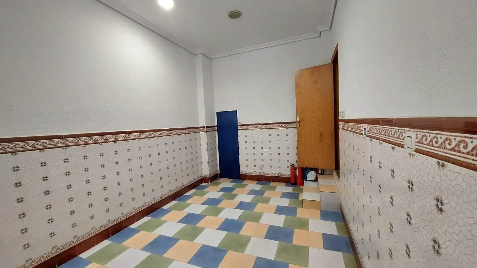 Casa adosada en venda en Córdoba amb Aire condicionat, Terrassa i Traster