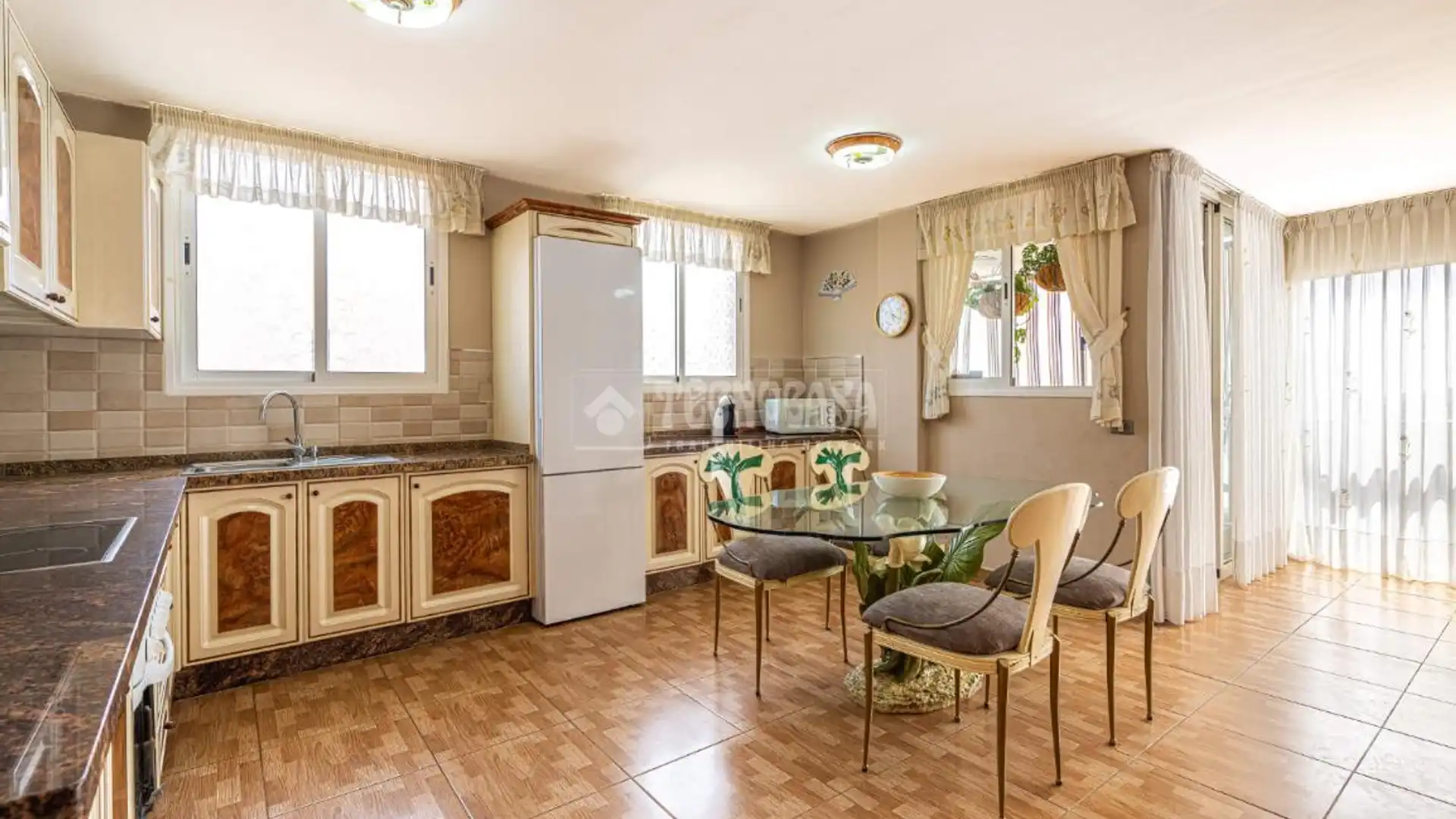 Küche von Wohnung zum Verkauf in San Miguel de Abona mit Abstellraum