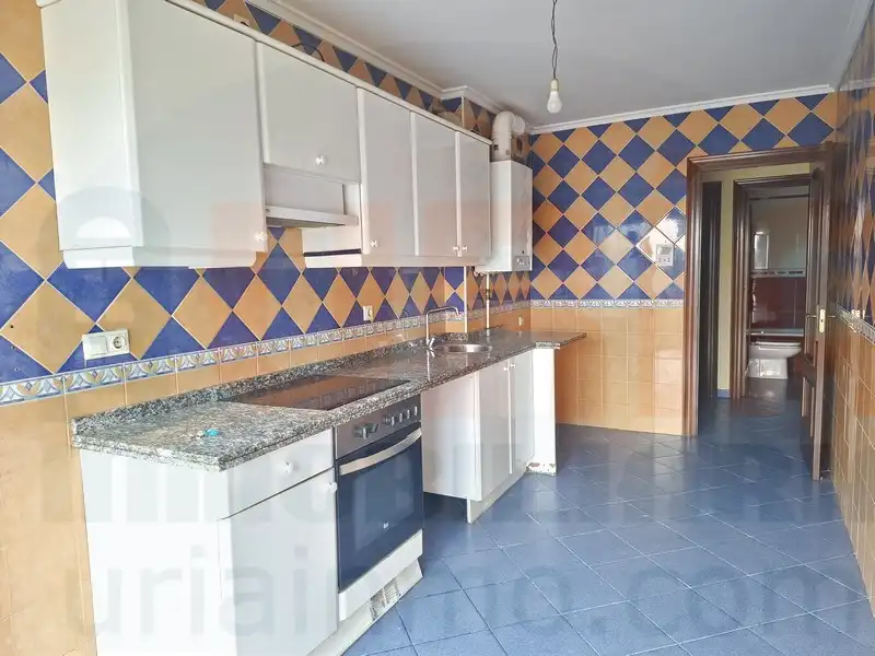 Cuina de Pis en venda en Siero amb Calefacció i Parquet