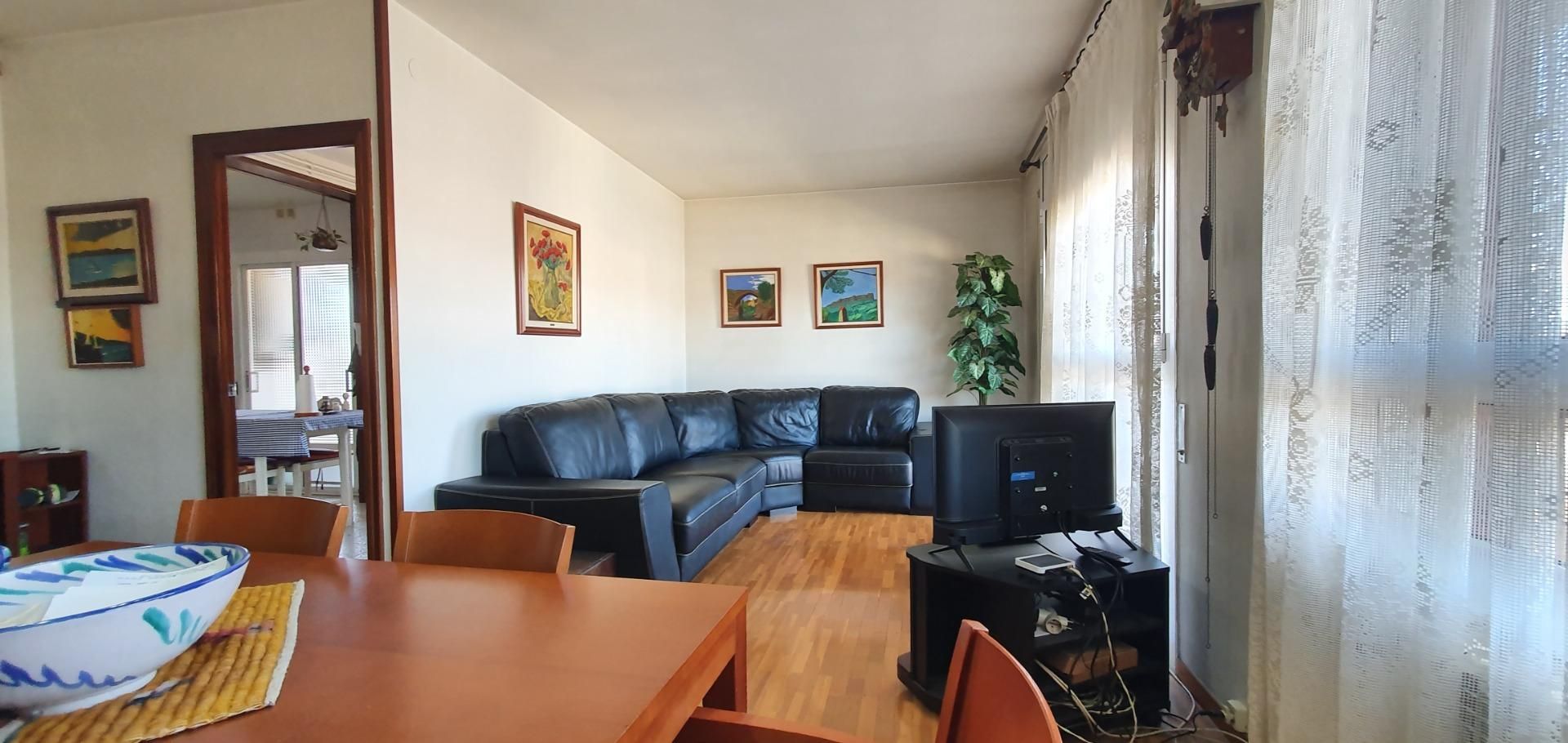 Sala d'estar de Pis en venda en Sabadell amb Aire condicionat i Balcó