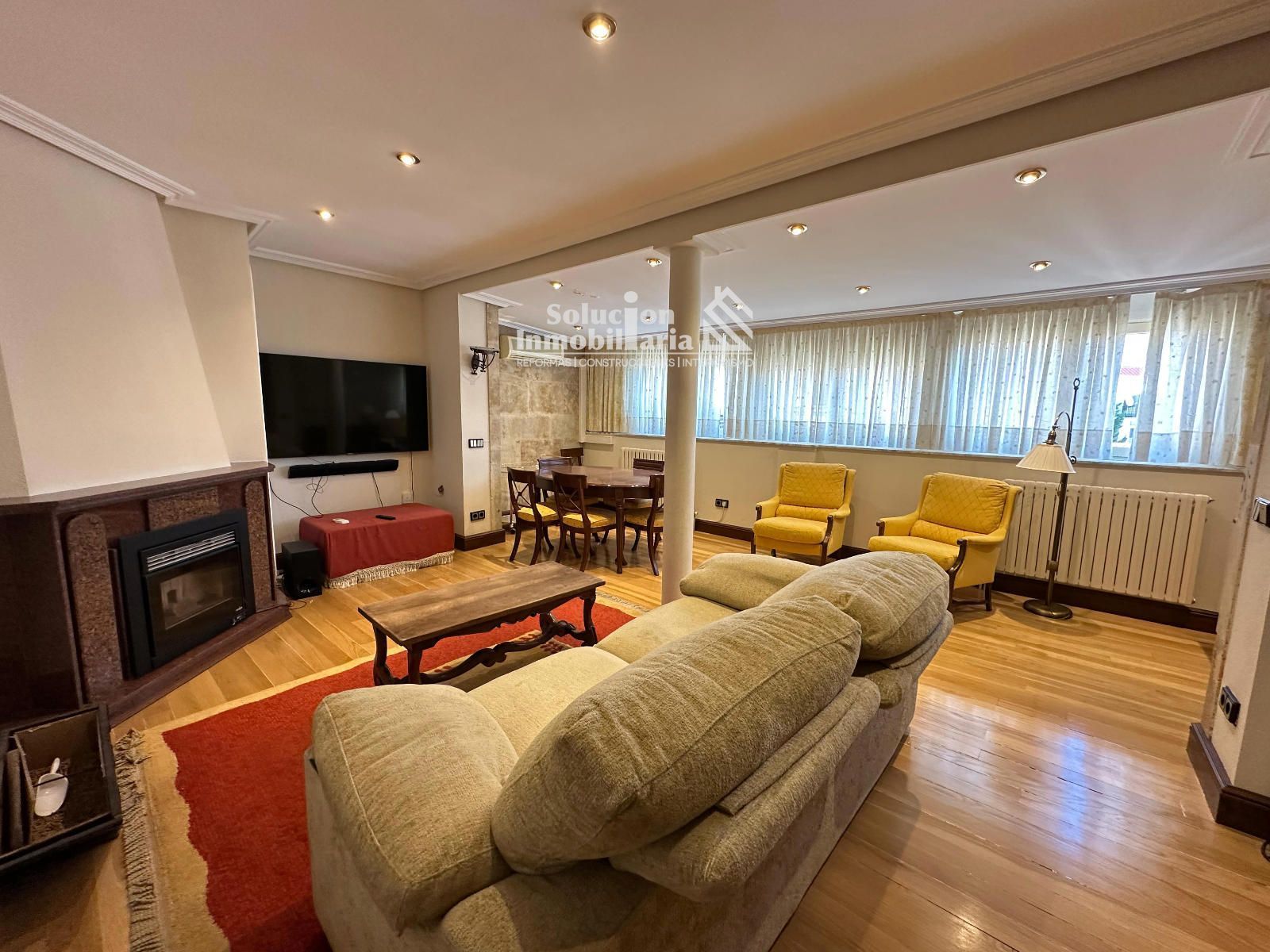 Living room of Attic to rent in Salamanca Capital  with Air Conditioner, Heating and Furnished