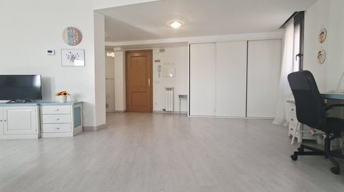 Foto 3 de Piso en venta en Miralbueno, Zaragoza Capital