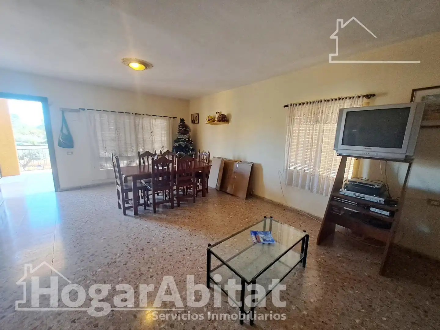 Sala d'estar de Casa o xalet en venda en L'Alcora amb Calefacció, Jardí privat i Terrassa