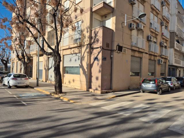 Local comercial en Alquiler en Sedaví
