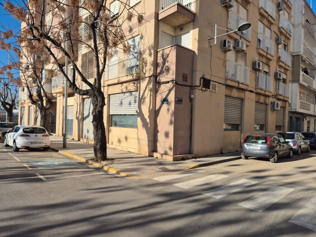 Vista exterior de Local de lloguer en Sedaví