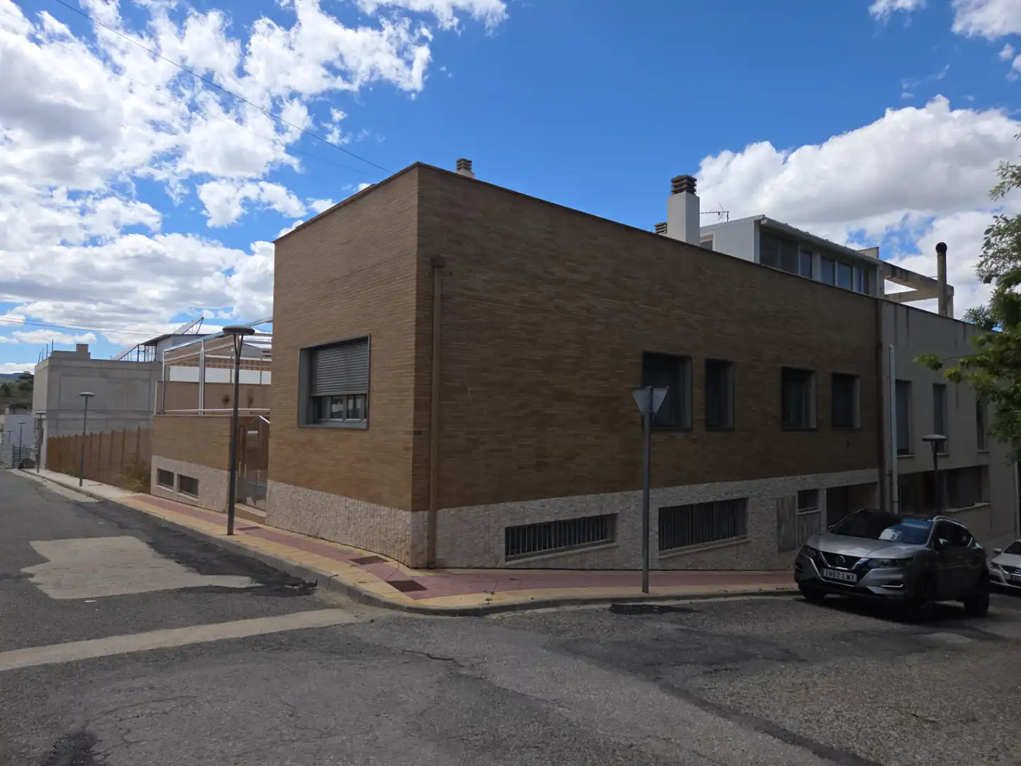 Chalet con jardín en venta en Calle Italia, imagen 2