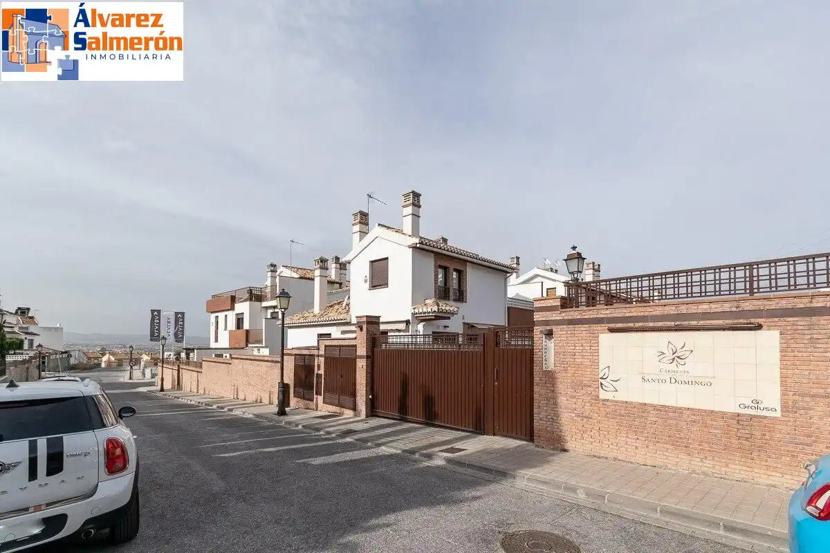 Exterior view of Houses for sale in Huétor Vega  with Air Conditioner, Heating and Terrace