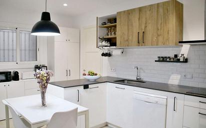 Kitchen of Flat for sale in Vilanova i la Geltrú  with Heating, Terrace and Balcony