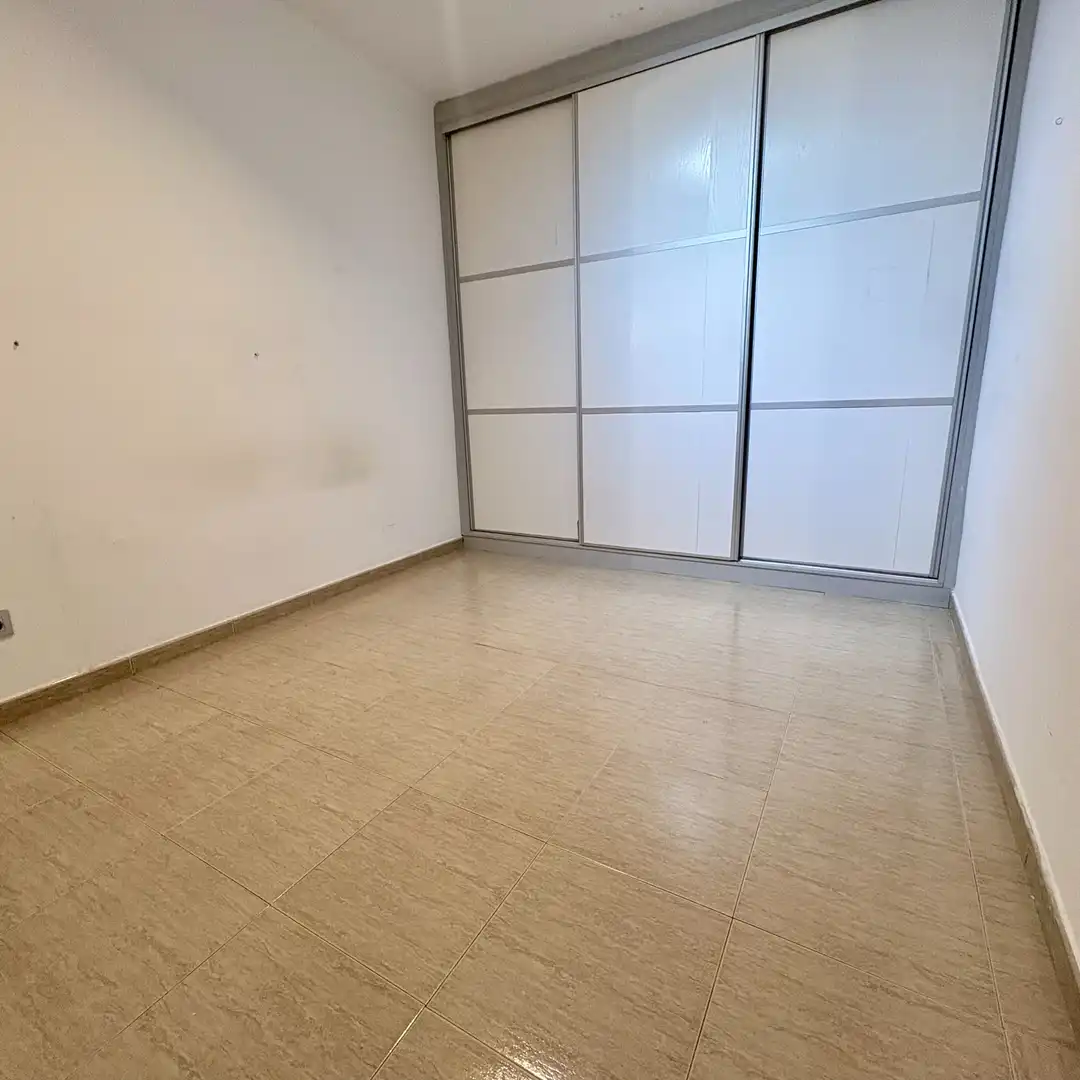 Piso en venta en Sant Boi de Llobregat con Aire acondicionado, Calefacción y Terraza