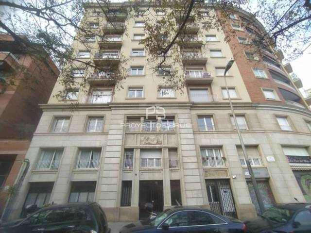 Local comercial en Venta en Ronda Guinardó en El Guinardó