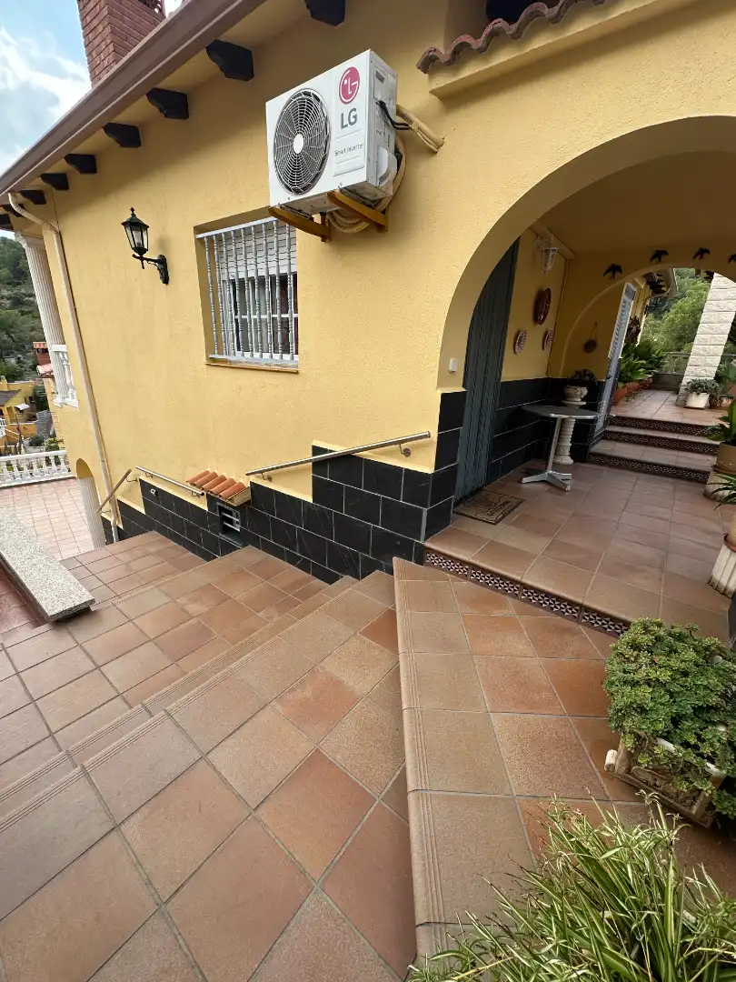 Casa o chalet en venta en Castellet i la Gornal con Aire acondicionado, Calefacción y Jardín privado
