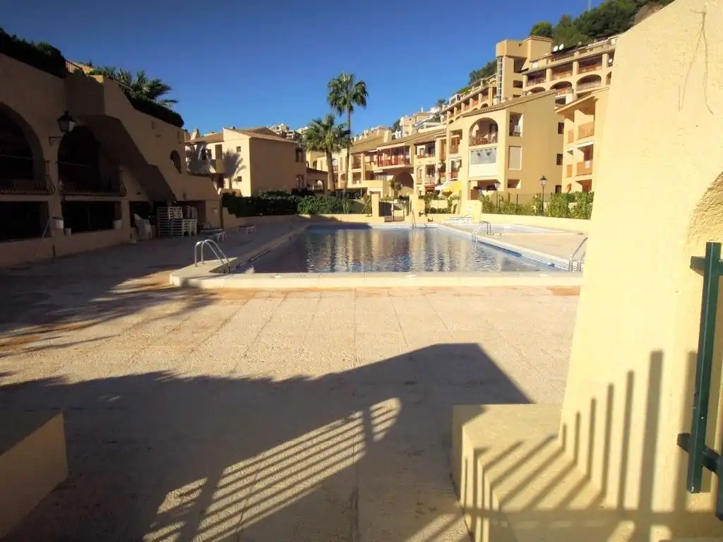 Piscina de Apartament en venda en Altea amb Aire condicionat, Calefacció i Terrassa