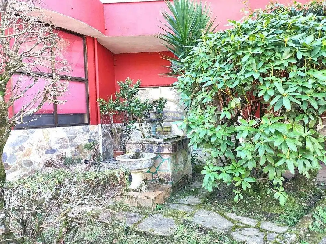 Casa o chalet en venta en Valadares - Beade